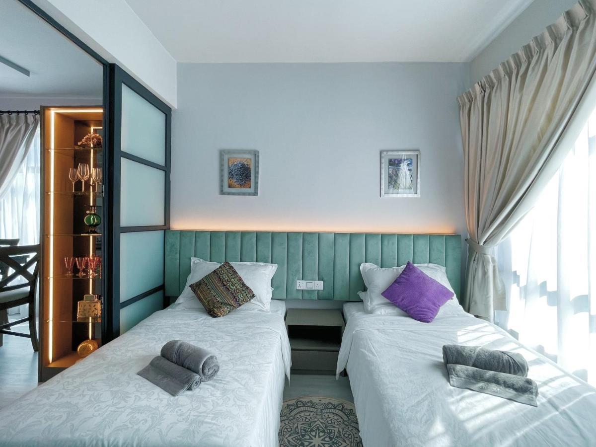 Seaside Lavender Suite Jesselton Quay Citypads Kota Kinabalu Buitenkant foto