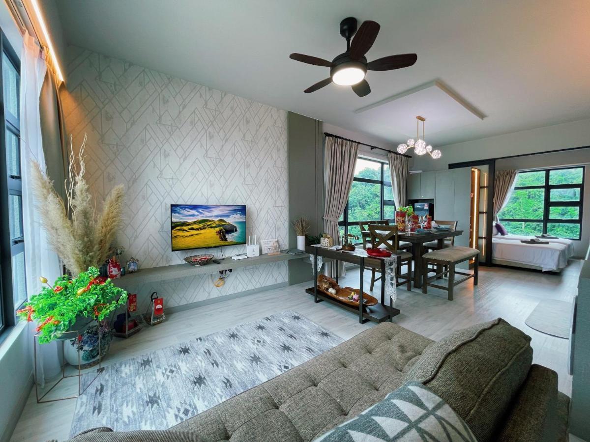 Seaside Lavender Suite Jesselton Quay Citypads Kota Kinabalu Buitenkant foto